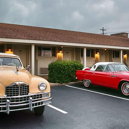 Best Western Route 66 Rail Haven Springfield Exterior photo