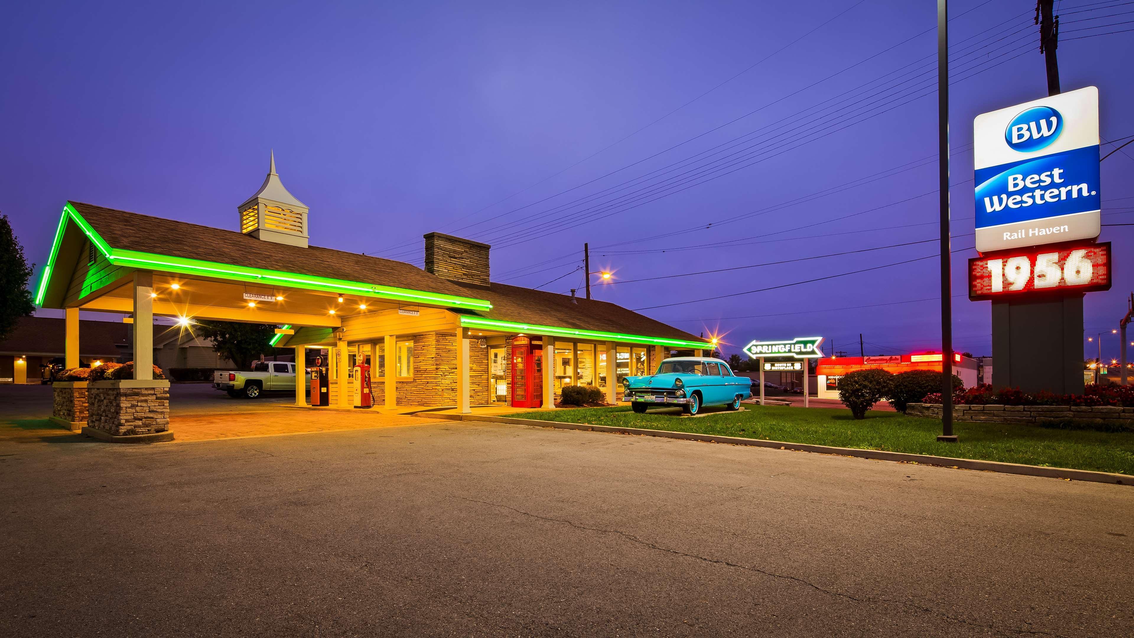 Best Western Route 66 Rail Haven Springfield Exterior photo